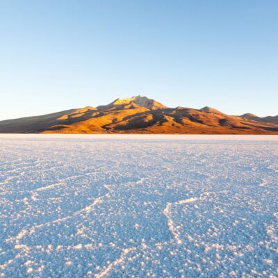 南米ボリビアの絶景ウユニ塩湖の魅力や行き方を紹介
