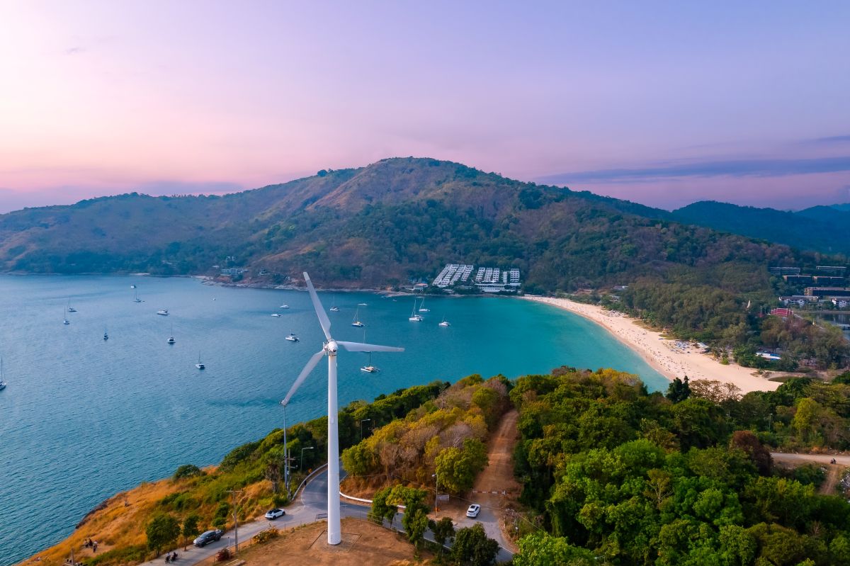 自然と文化を堪能するプーケットの旅｜治安・気候・人気スポットを紹介