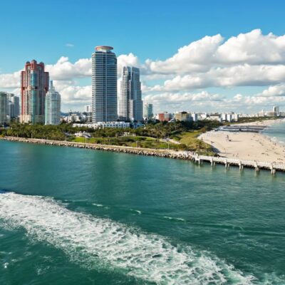 ラテン文化を感じる都市マイアミ｜治安やおすすめ観光スポットを解説