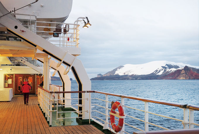 デセプション島